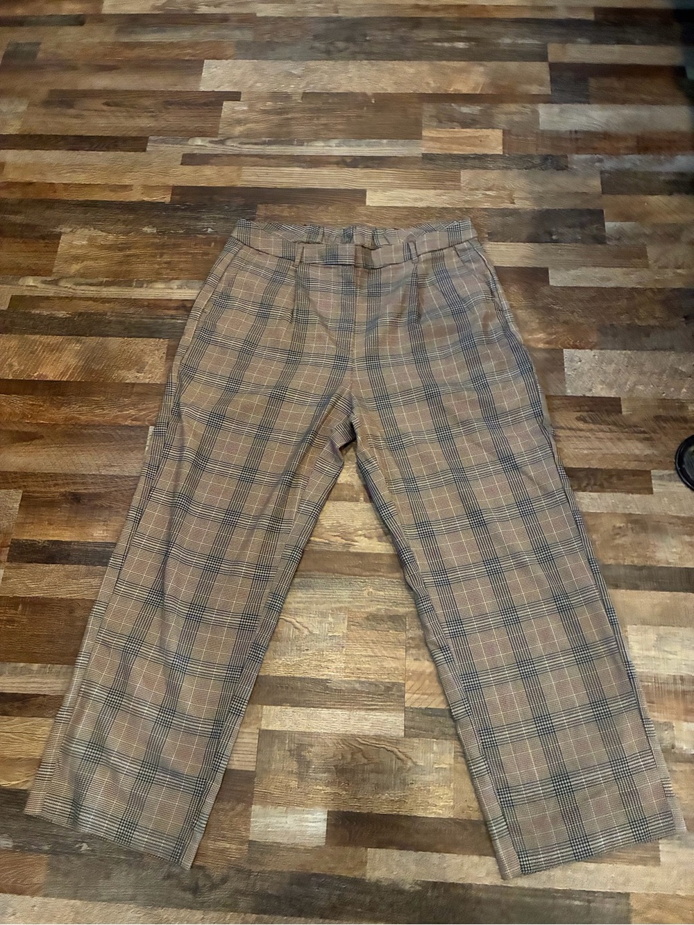 Old Navy Plaid Straight-Leg Trousers in Brown and Black